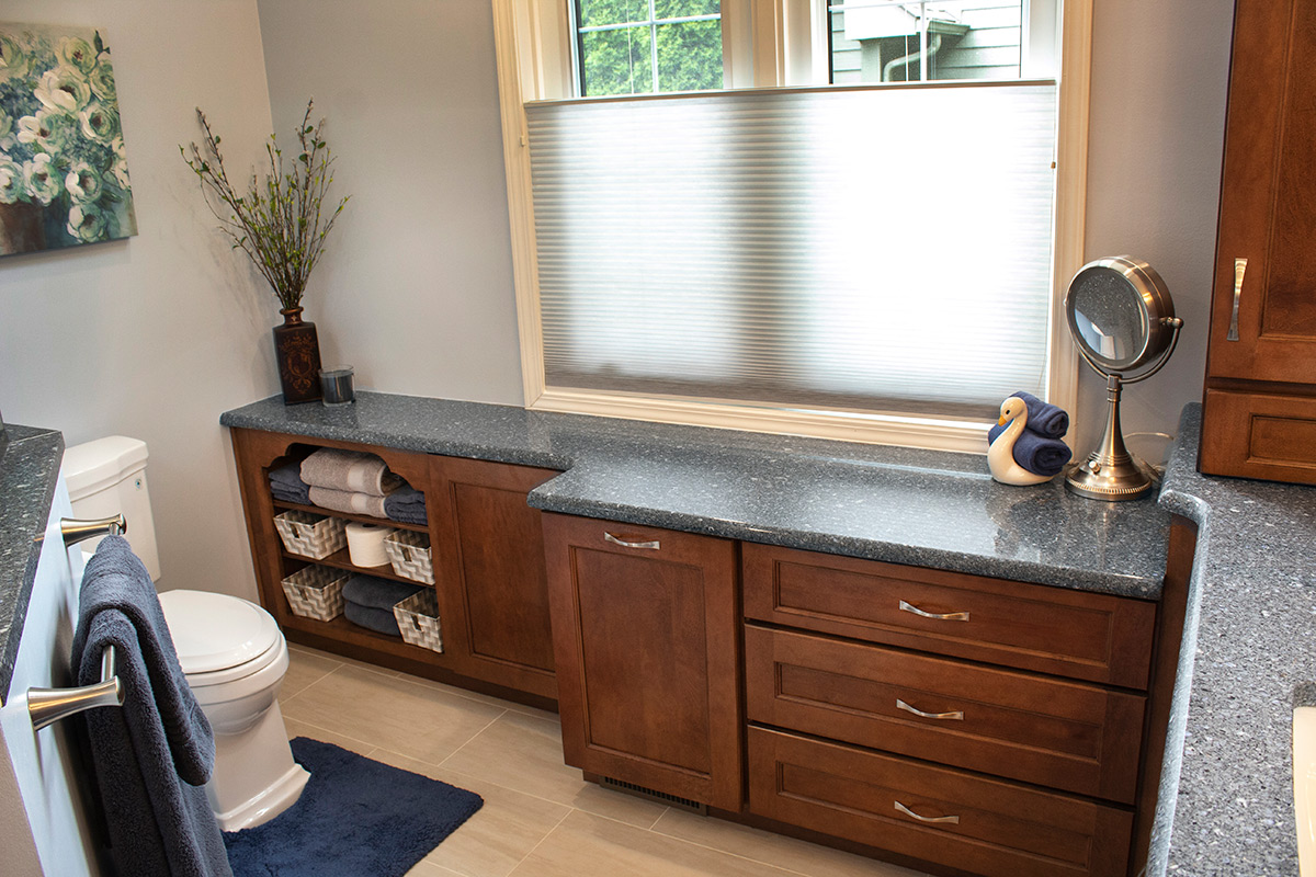 Traditional Master Bathroom